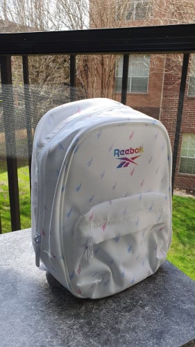 شنطة ظهر للأطفال من ريبوك