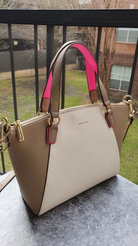 شنطة ماركة ANNE KLEIN