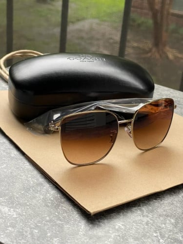 نظارة ماركة كوتش