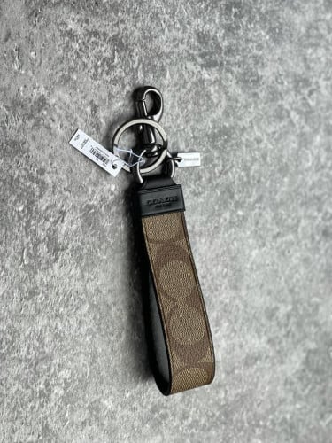 ميدالية ماركة كوتش