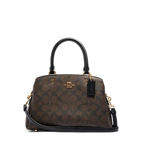 شنطة ماركة كوتش