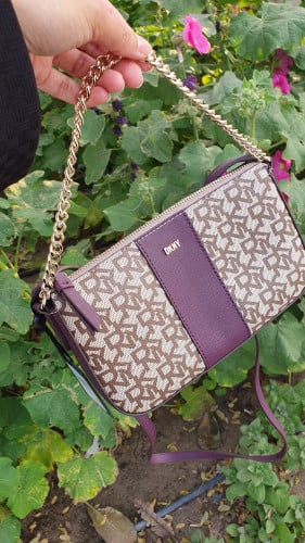 شنطة ماركة DKNY