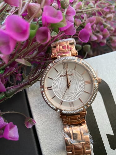 ساعة ماركة بوليس