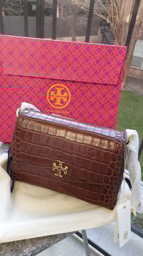 شنطة ماركة توري بورتش