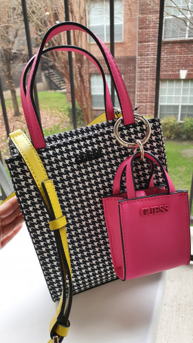 شنطة ماركة قيس