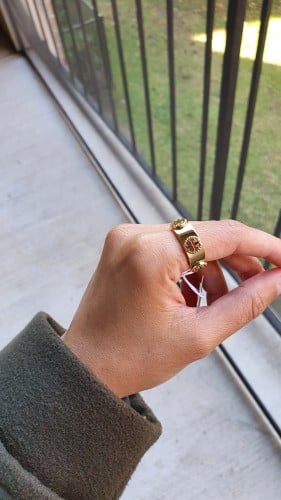 دبلة ماركة توري بورتش