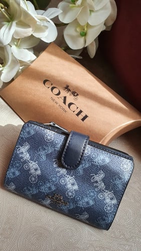 محفظة ماركة كوتش