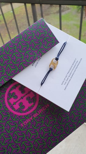 إسوارة الصداقة ماركة توري بورتش