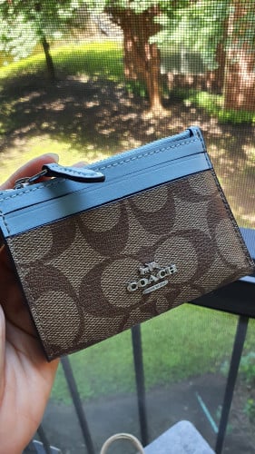 محفظة بطاقات ماركة كوتش