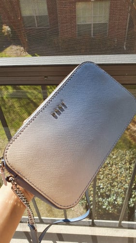 شنطة ماركة DKNY