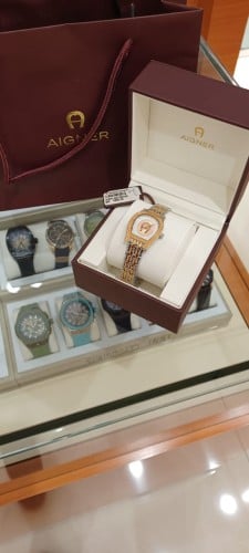 ساعة ماركة اقنر