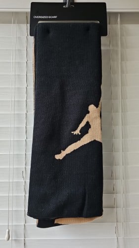 سكارف ماركة نايكي جوردان
