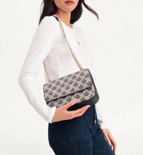 شنطة ماركة DKNY