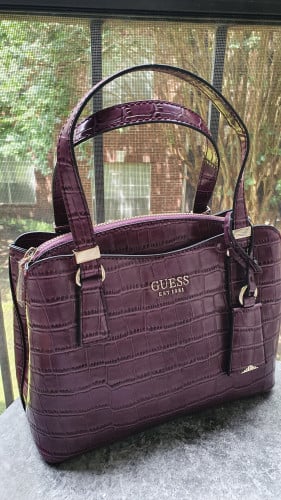 شنطة ماركة قيس