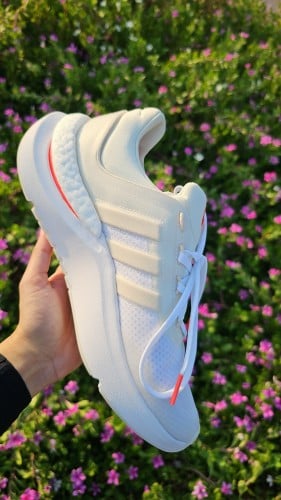 جزمة نسائية ماركة ADIDAS