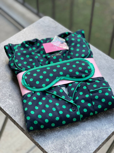 طقم بجامة ماركة كيت سبيد