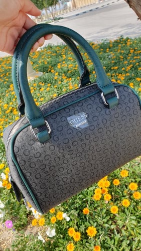 شنطة ماركة قيس