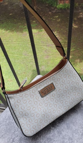 شنطة كتف ماركة قيس