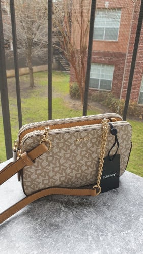 كروس ميني ماركة  DKNY