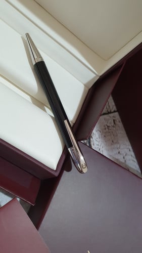 قلم ماركة اقنر