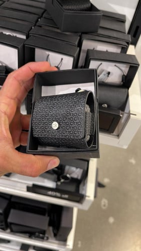 محفظة سماعات