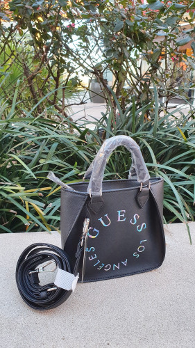 شنطة ماركة قيس