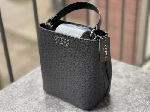 شنطة ماركة قيس