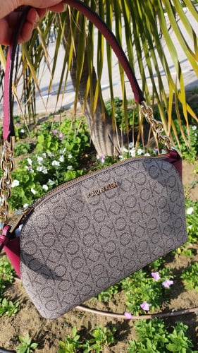 شنطة ماركة كالفن كلاين