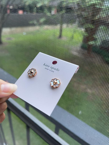 حلق ماركة كيت سبيد