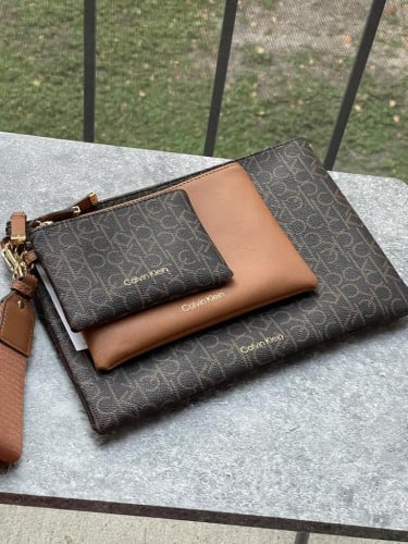 طقم باوتش ماركة كالفن كلاين