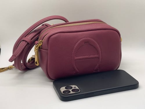 شنطة ماركة ايتين اقنر