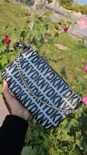شنطة ماركة DKNY