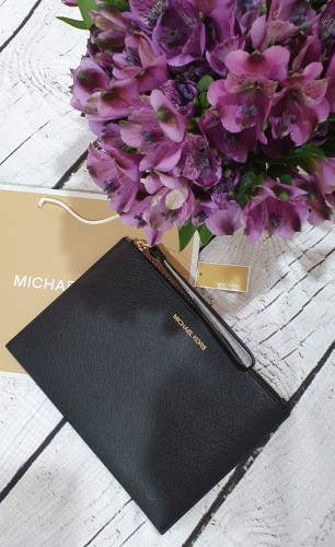 باوتش ماركة مايكل كورس