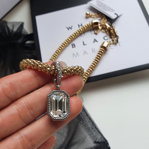 عقد ماركة وايت هاوس بلاك ماركت