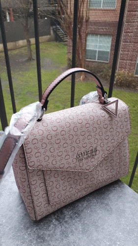 شنطة ماركة قيس