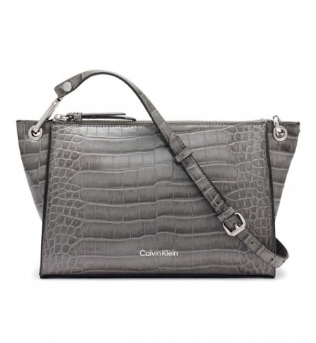 شنطة ماركة كالفن كلاين