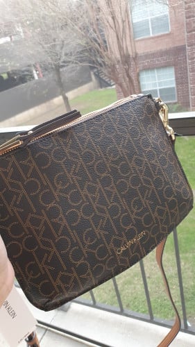 شنطة ماركة كالفن كلاين