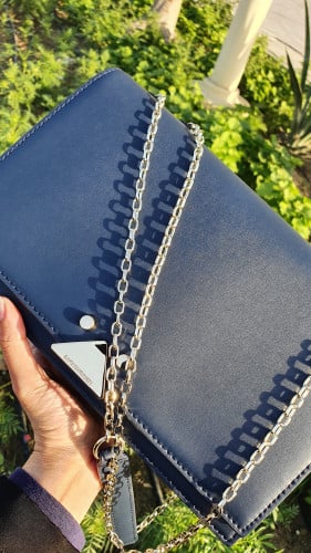 شنطة ماركة أرماني