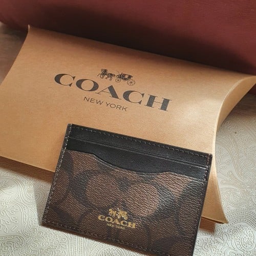 حامل بطاقات ماركة كوتش