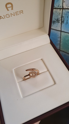 خاتم ماركة اقنر