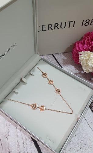 عقد ماركة شيروتي