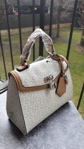 كروس ماركة قيس