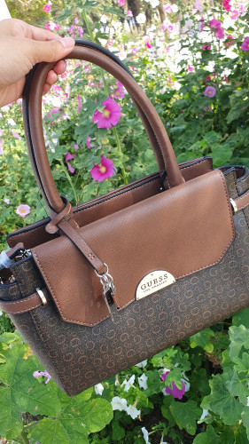 شنطة ماركة قيس