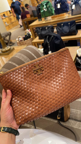 باوتش ماركة توري بورتش