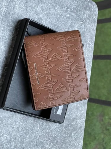 محفظة ماركة مايكل كورس