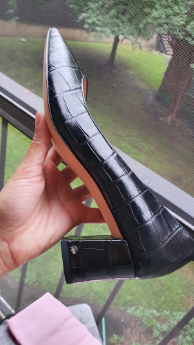 كعب ماركة كيت سبيد