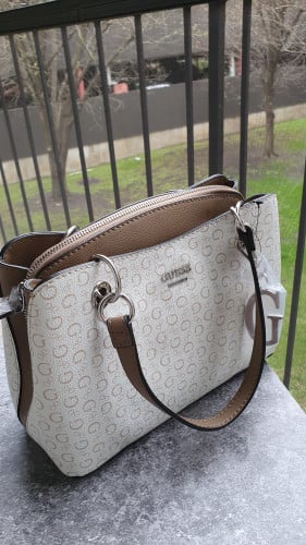 شنطة ماركة قيس