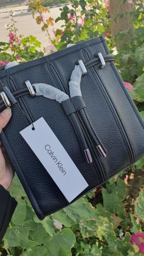 شنطة ماركة كالفن كلاين