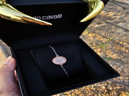 إسوارة ماركة روبرتوكفالي