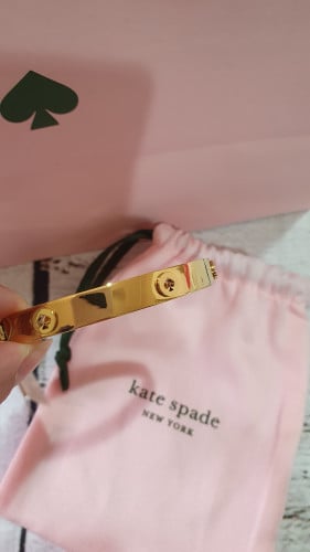 إسوارة ماركة كيت سبيد